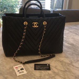 2018 Chanel large shopper